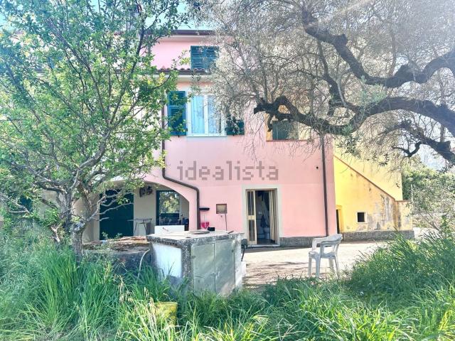 Appartamento in vendita di 97 m² in Via Baccanella, 34