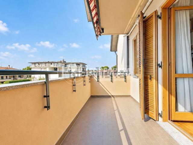 Appartamento in vendita di 97 m² in Via Boito Arrigo