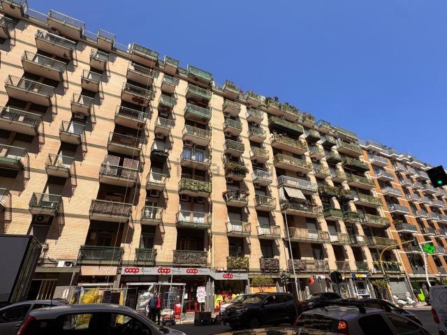 Appartamento in vendita di 97 m² in Via Brigata Bari, 106
