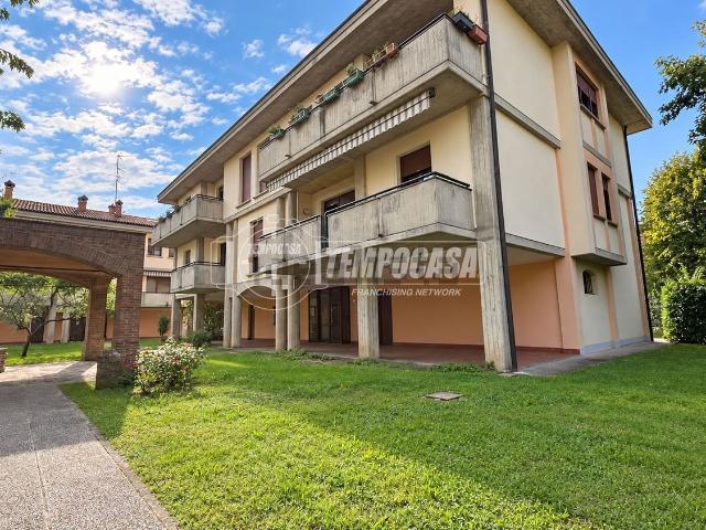Appartamento in vendita di 97 m² in Via Budrie Vecchia, 1