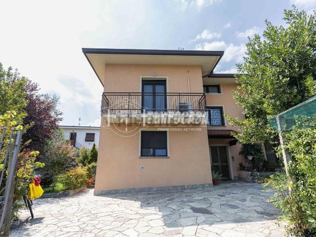 Appartamento in vendita di 97 m² in Via California, 3