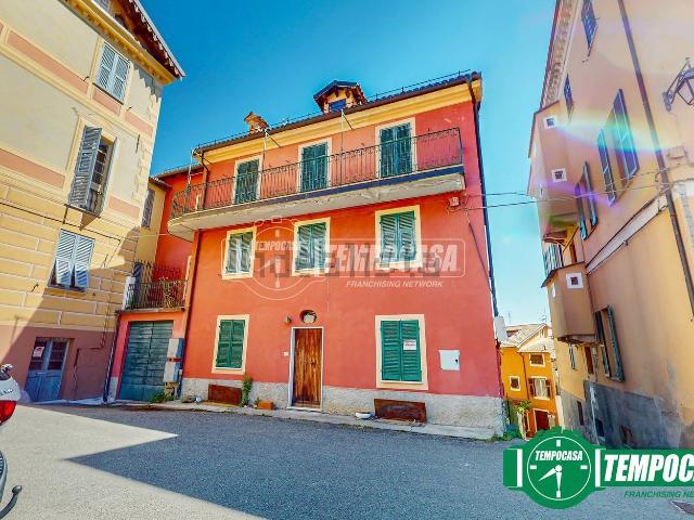 Appartamento in vendita di 97 m² in Via Casacce