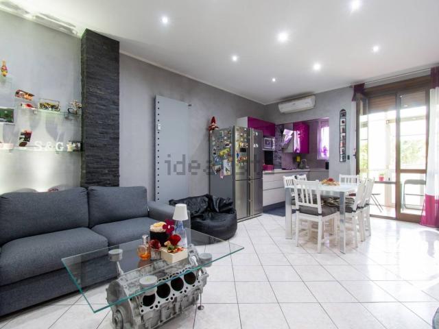 Appartamento in vendita di 97 m² in Via Challant, 34