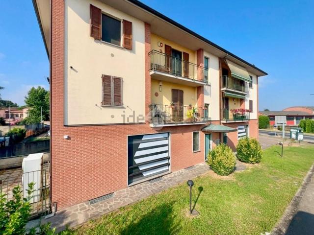 Appartamento in vendita di 97 m² in Via Circonvallazione, 96