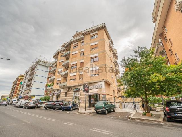 Appartamento in vendita di 97 m² in Via Collatina, 102