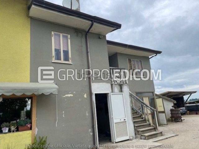 Appartamento in vendita di 97 m² in Via Crosere