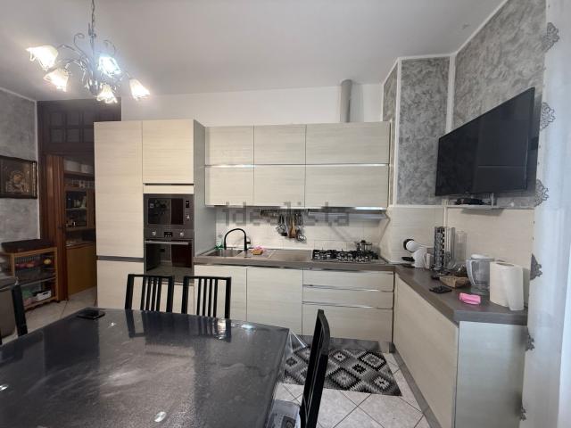 Appartamento in vendita di 97 m² in Via dei Castagni