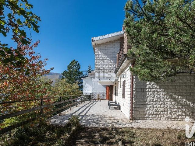 Appartamento in vendita di 97 m² in Via dei Sibillini, 17