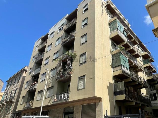 Appartamento in vendita di 97 m² in Via del Bufalo, 20
