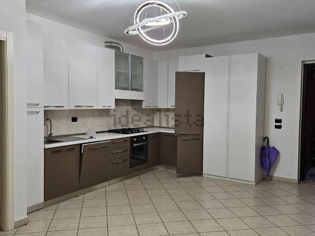 Appartamento in vendita di 97 m² in Via della Scuola, 30
