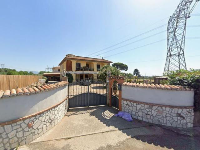 Appartamento in vendita di 97 m² in Via di Casa Colonnella