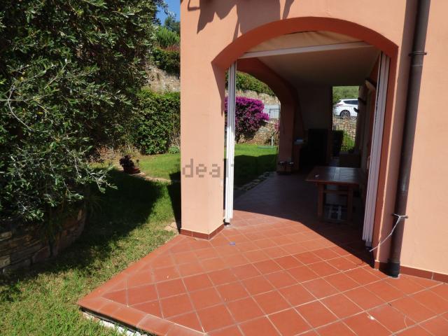 Appartamento in vendita di 97 m² in Via Diano Calderina, 100