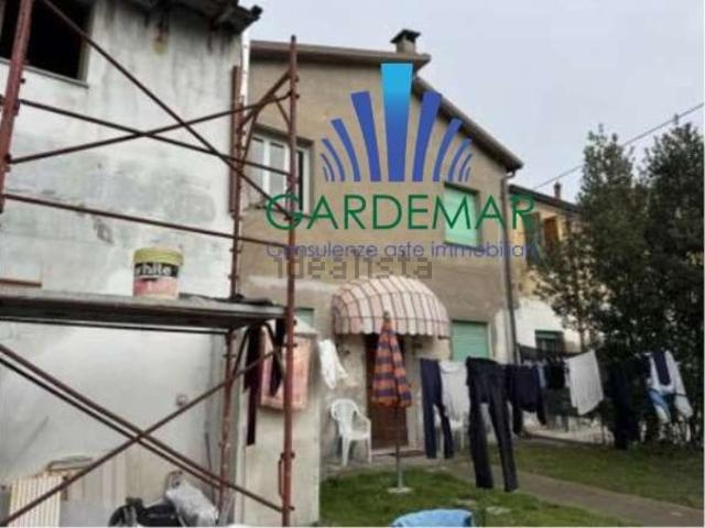Appartamento in vendita di 97 m² in Via E. Alberghini