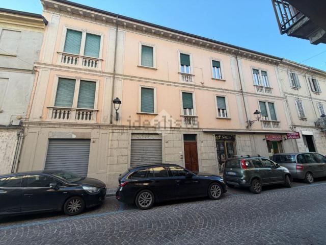 Appartamento in vendita di 97 m² in Via Emilia, 129