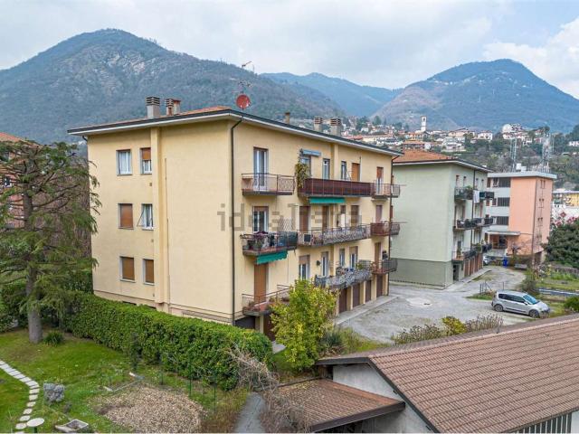Appartamento in vendita di 97 m² in Via Francesco Borromini