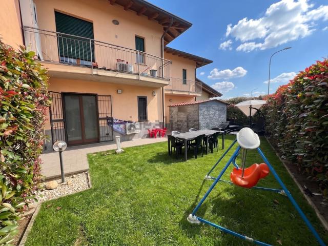 Appartamento in vendita di 97 m² in Via Francesco Nullo, 2