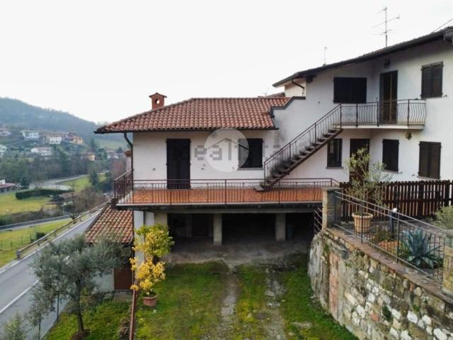 Appartamento in vendita di 97 m² in Via Gazzenda, 3