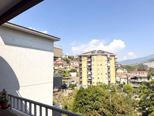 Appartamento in vendita di 97 m² in Via Giovanni Amendola, 23