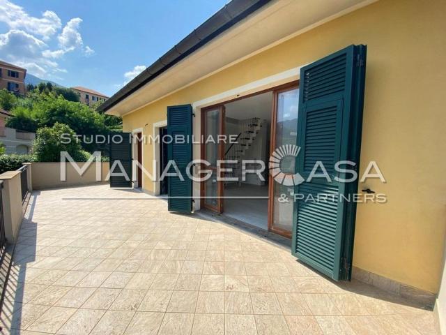 Appartamento in vendita di 97 m² in Via Giovanni da Verazzano