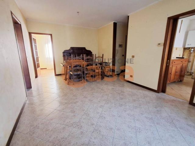 Appartamento in vendita di 97 m² in Via Giulio Pastore
