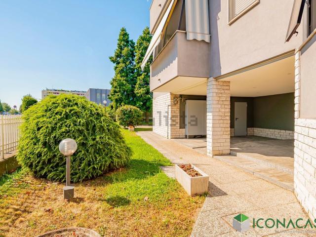 Appartamento in vendita di 97 m² in Via Marche, 2