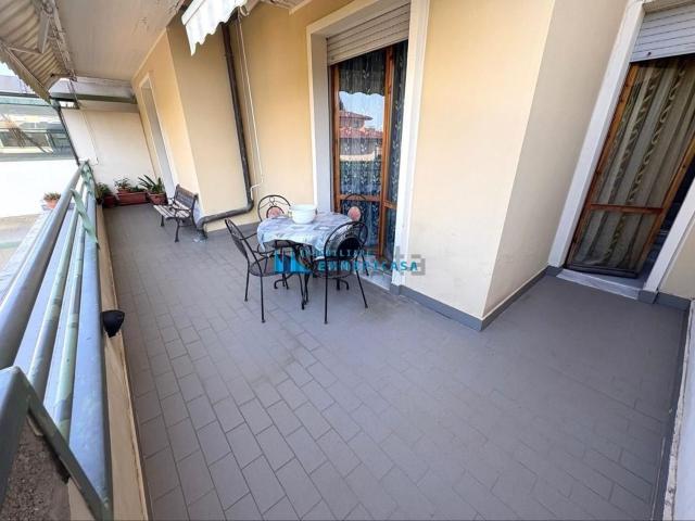 Appartamento in vendita di 97 m² in Via Marina