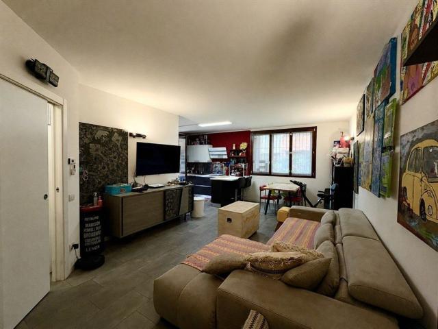 Appartamento in vendita di 97 m² in Via Monte Grappa, 27