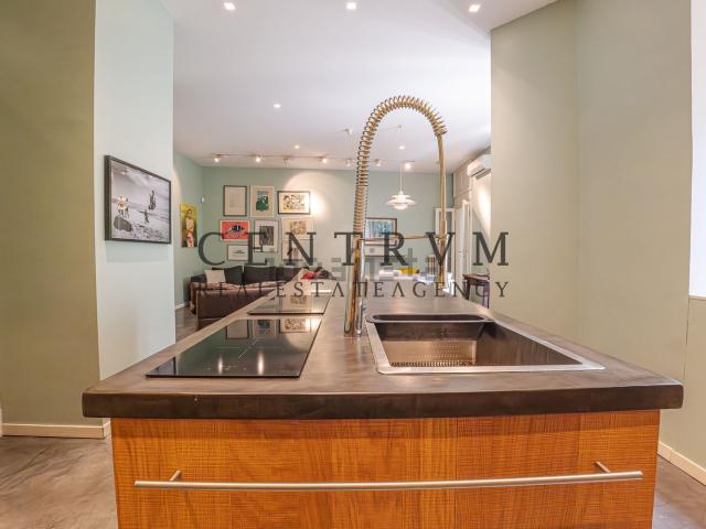 Appartamento in vendita di 97 m² in Via Paolo Lomazzo