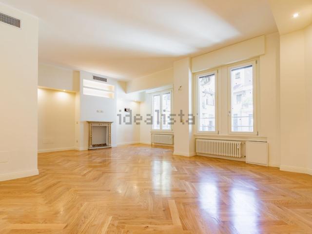 Appartamento in vendita di 97 m² in Via Paullo, 2