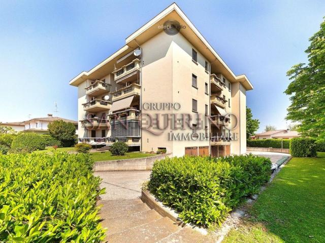 Appartamento in vendita di 97 m² in Via Resistenza, 7