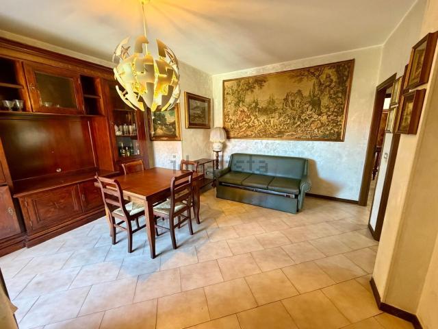 Appartamento in vendita di 97 m² in Viale la Spezia, 25