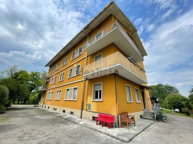 Appartamento in vendita di 944 m² in Via Edison Volta, 11