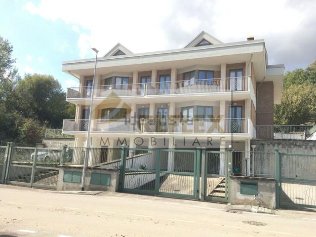 Appartamento in vendita di 94 m² in Contrada Chiaira
