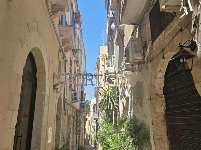 Appartamento in vendita di 94 m² in Corso Giacomo Matteotti, 20