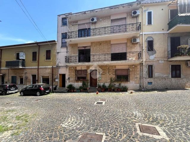 Appartamento in vendita di 94 m² in Largo del Teatro