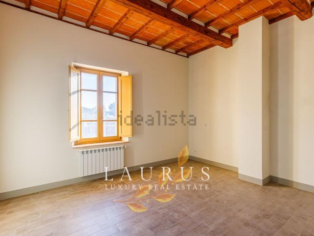 Appartamento in vendita di 94 m² in Località Montecchio Vesponi
