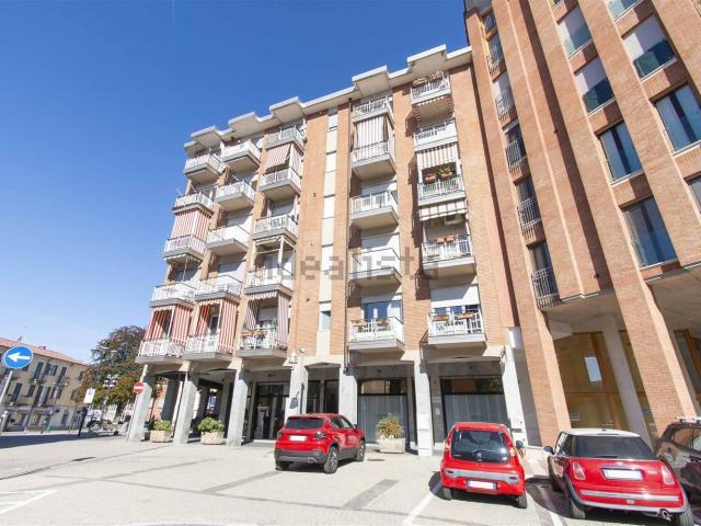 Appartamento in vendita di 94 m² in Piazza Giacomo Matteotti, 2