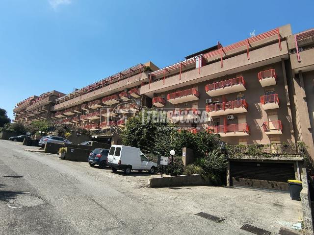 Appartamento in vendita di 94 m² in Salita Villa Contino, 6