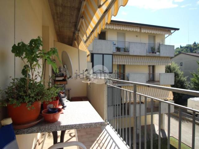 Appartamento in vendita di 94 m² in Via Terranova Cesare, 70