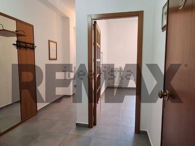 Appartamento in vendita di 94 m² in Via Torino, 12