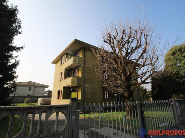 Appartamento in vendita di 94 m² in Via Umberto Maddalena