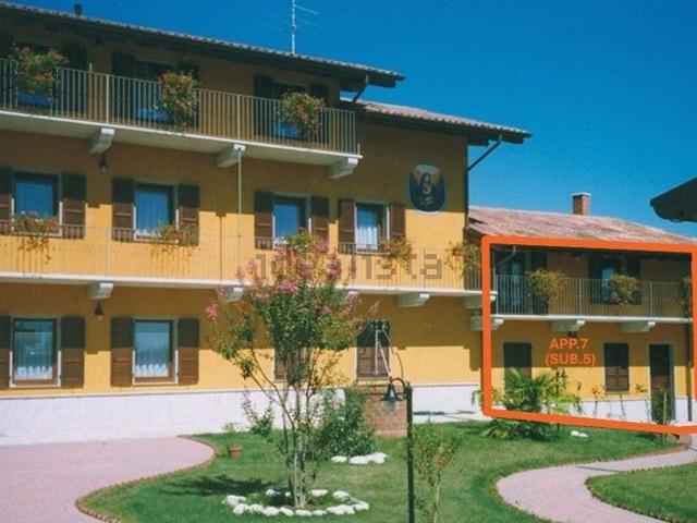 Appartamento in vendita di 94 m² in Via Vecchia Ticino, 35
