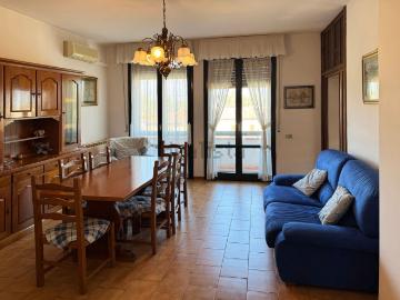 Appartamento in vendita di 94 m² in Via Agnoletti