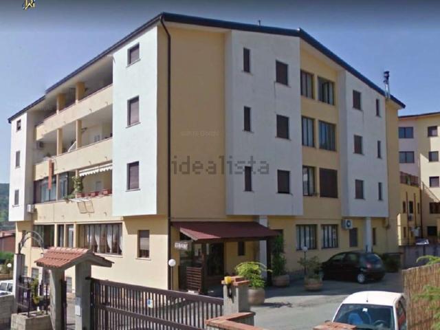 Appartamento in vendita di 94 m² in Via Alessandro il Molosso, 8