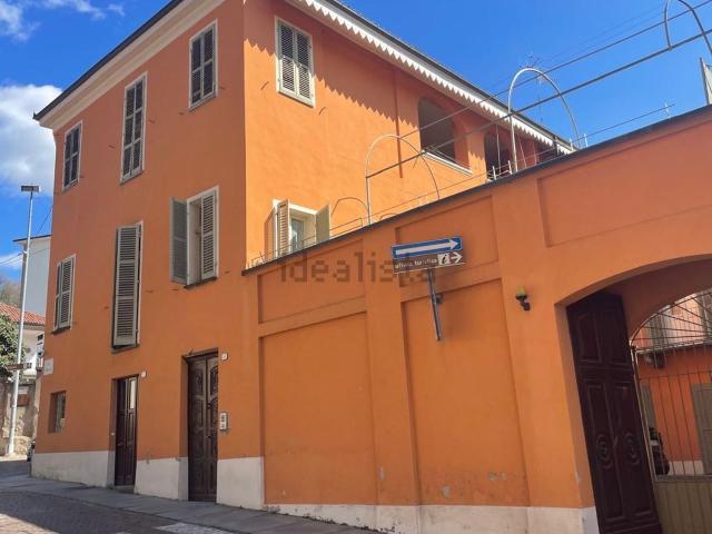 Appartamento in vendita di 94 m² in Via Barbacana