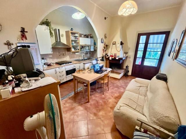 Appartamento in vendita di 94 m² in Via Buecchio