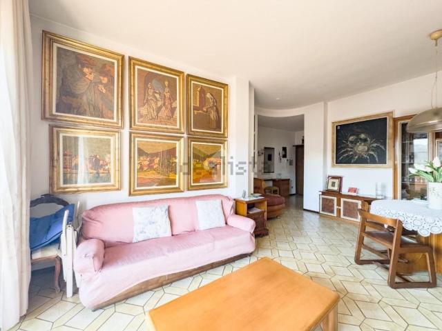 Appartamento in vendita di 94 m² in Via C. Porta, 34