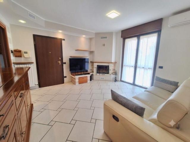 Appartamento in vendita di 94 m² in Via Canonico Biagio Tamagnone, 2
