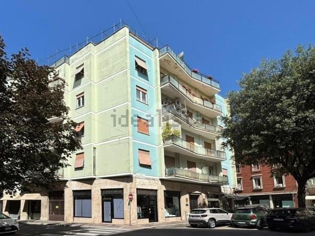 Appartamento in vendita di 105 m² in Via Carlo Goldoni, 41