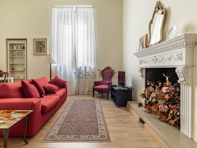 Appartamento in vendita di 94 m² in Via Cavour, 110